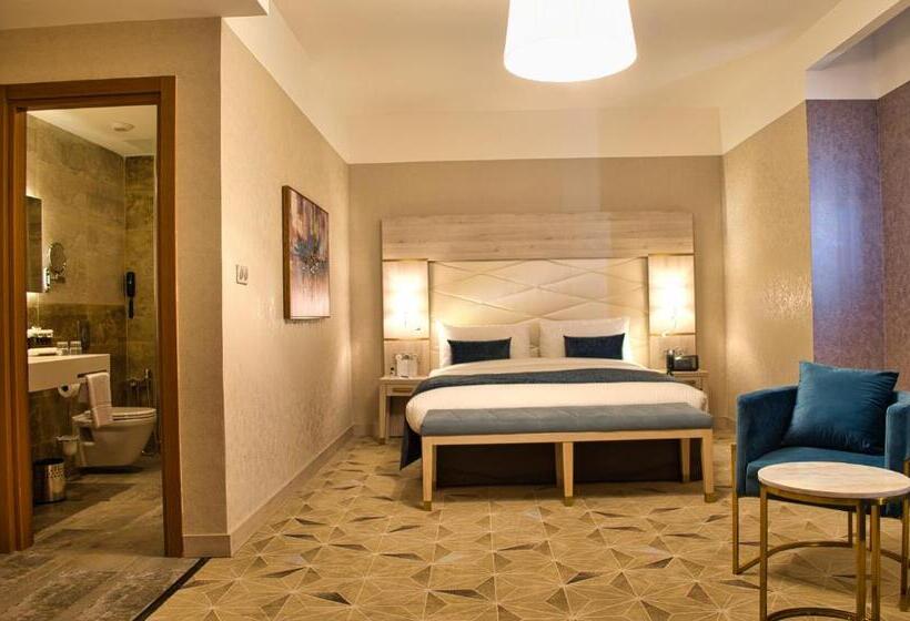 اتاق سوپریور با تخت بزرگ, Rodina Hotel Spa & Conferences