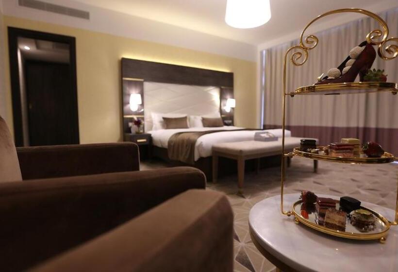 اتاق لوکس با تخت بزرگ, Rodina Hotel Spa & Conferences