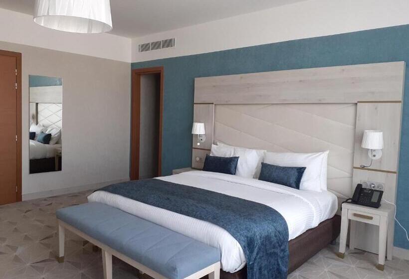 اتاق لوکس با تخت بزرگ, Rodina Hotel Spa & Conferences