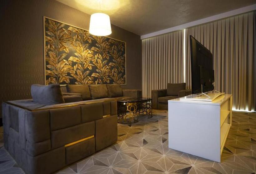 سوییت جونیور, Rodina Hotel Spa & Conferences