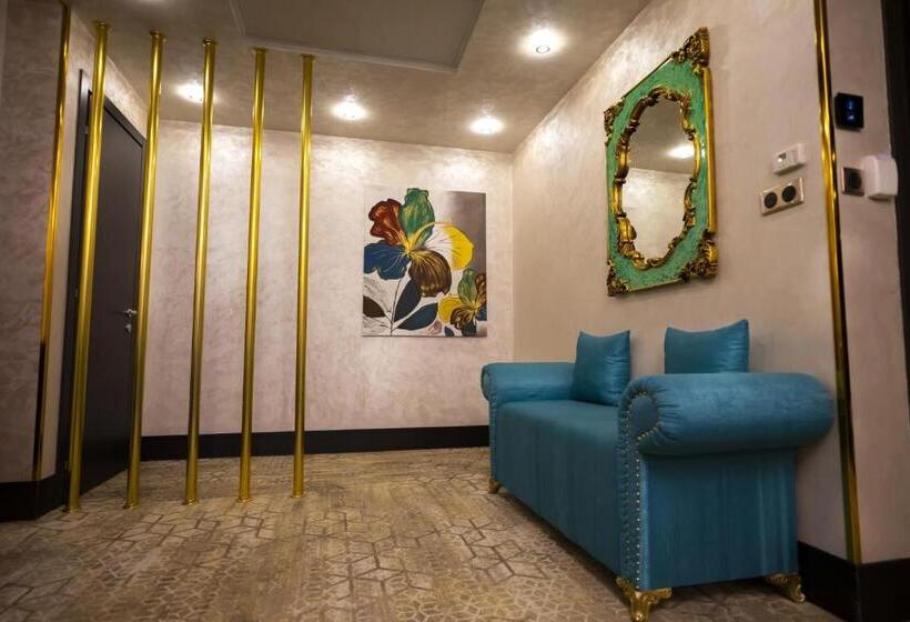 سوئیت پرزیدنت, Rodina Hotel Spa & Conferences