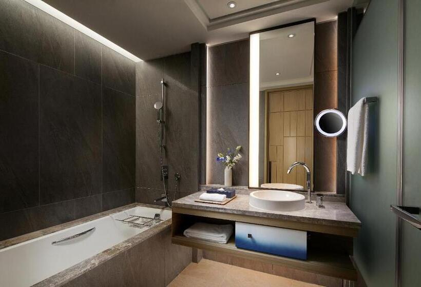 اتاق خانوادگی, Signiel Busan