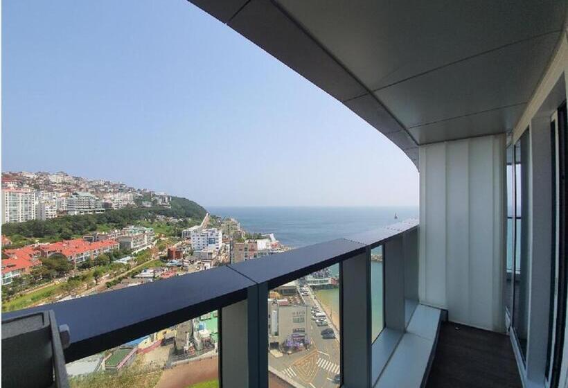 اتاق خانوادگی, Signiel Busan