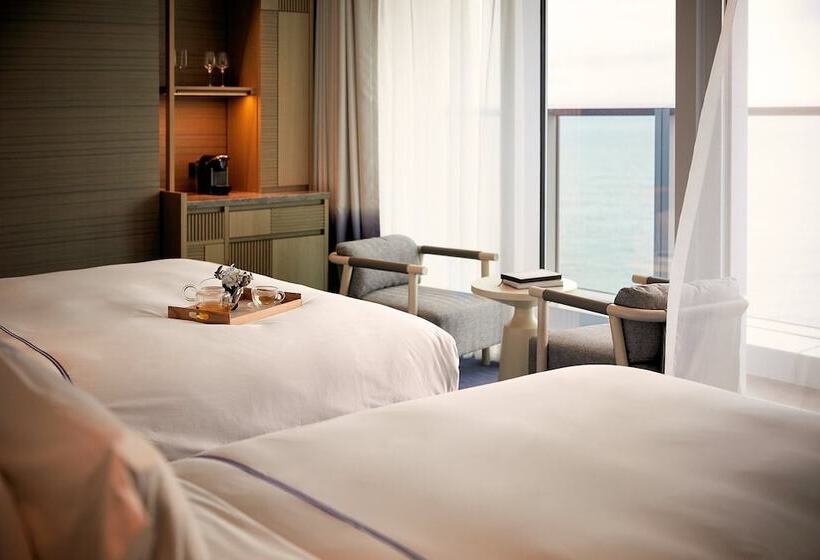 اتاق پرمیوم با چشمانداز دریا, Signiel Busan