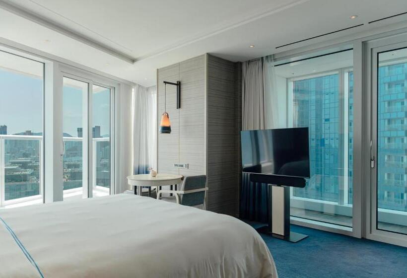 اتاق پرمیوم با چشمانداز دریا, Signiel Busan