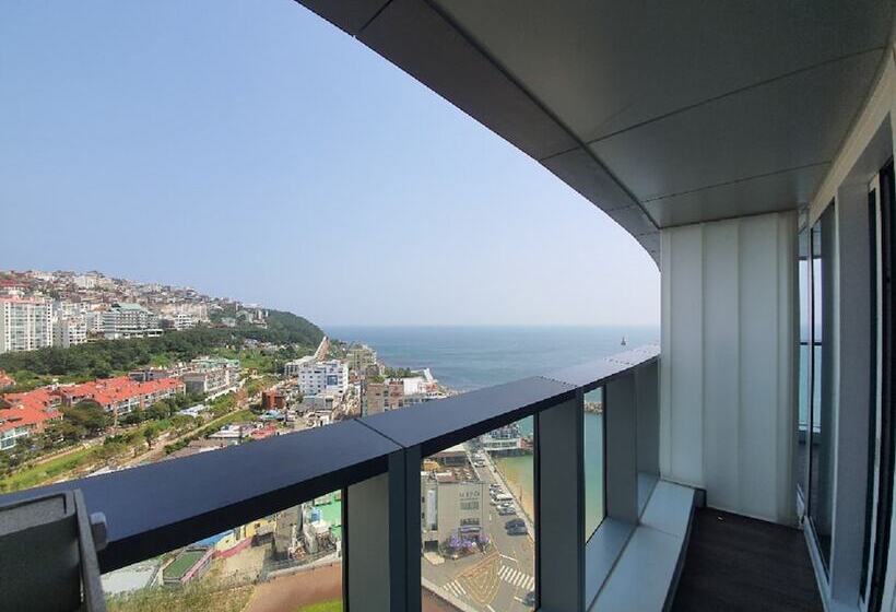Premium Family Room, Signiel Busan