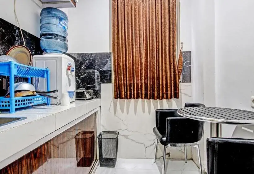 سوییت لوکس, D Helomi Homestay
