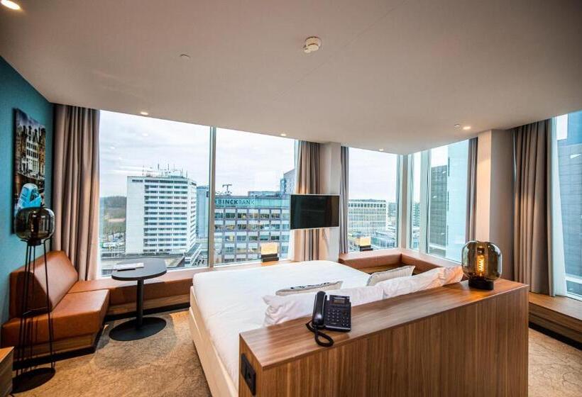 キングサイズベッドのスーペリアルーム, Van Der Valk Hotel Amsterdam Zuidas Rai