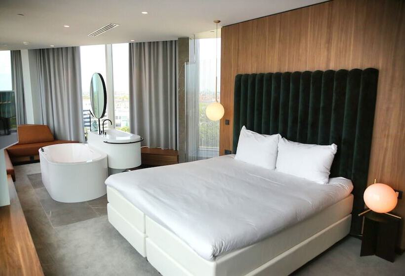 ハイドロマッサージバス付きスイート, Van Der Valk Hotel Amsterdam Zuidas Rai