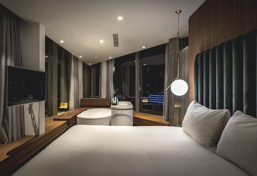 ハイドロマッサージバス付きスイート, Van Der Valk Hotel Amsterdam Zuidas Rai