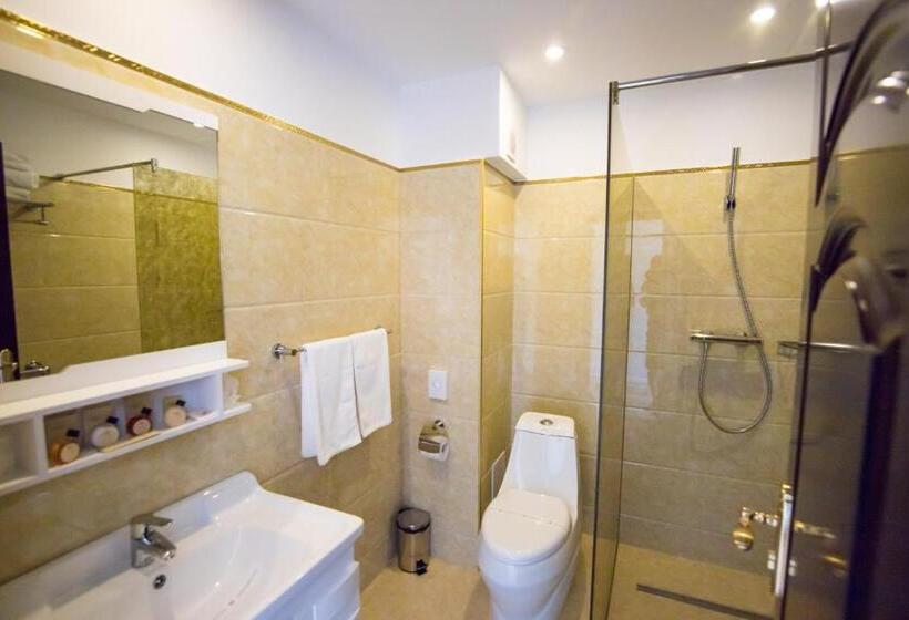 חדר סטנדרט עם מרפסת, Msr Port