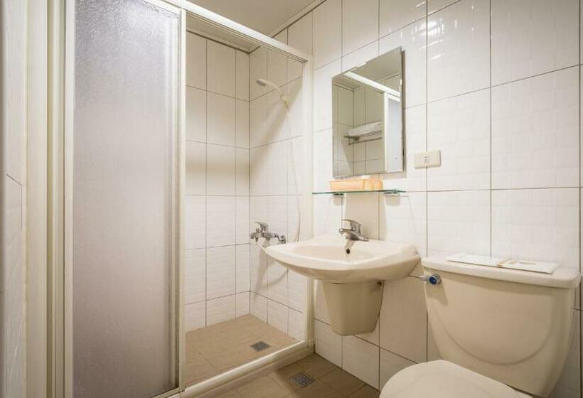 اتاق استاندارد, Yadi