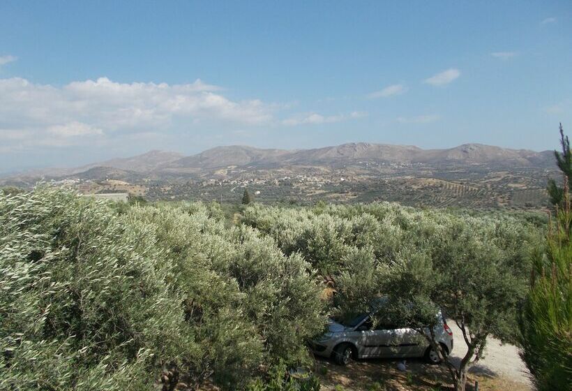 דירת אקזקיוטיב, חדר שינה 1, To Spiti Tou Papa Sto Vouno