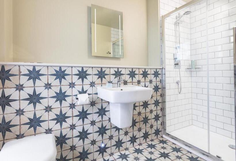 חדר סטנדרט עם מיטת קינג, Rock Point Inn