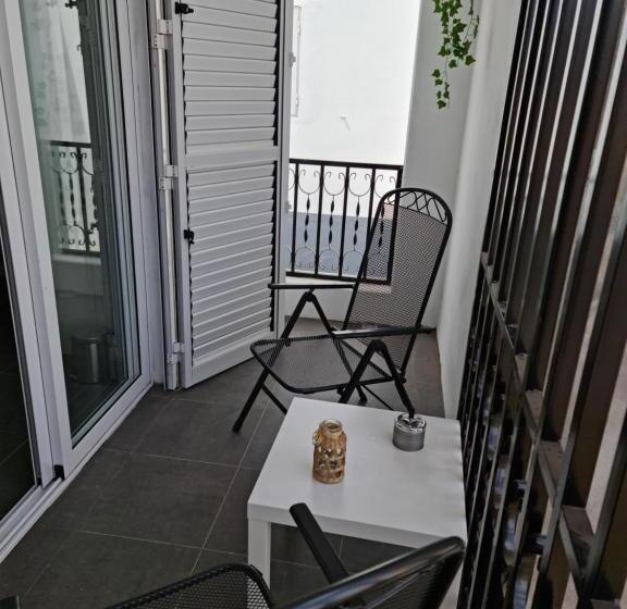 سوییت خانوادگی, Deluxe B&b Casa Alegria, Tarrafal