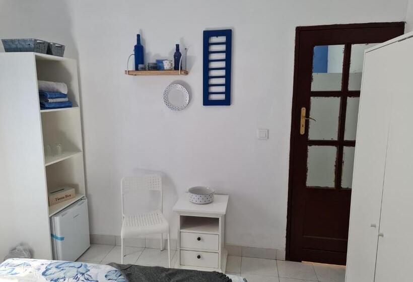 اتاق استاندارد با سرویس بهداشتی مشترک, Deluxe B&b Casa Alegria, Tarrafal