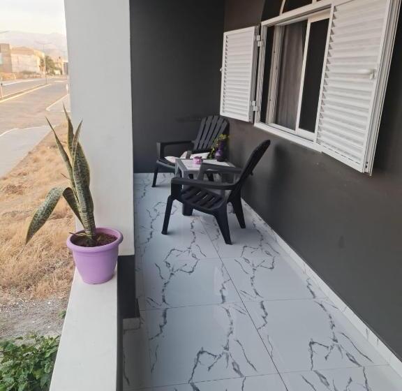 اتاق لوکس با بالکن, Deluxe B&b Casa Alegria, Tarrafal