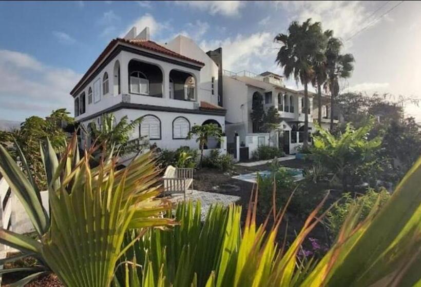 اتاق لوکس با بالکن, Deluxe B&b Casa Alegria, Tarrafal