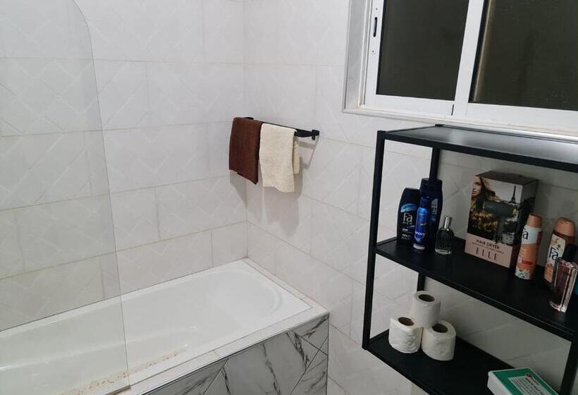 Standard room with outdoor bath, Deluxe B&b Casa Alegria, Tarrafal