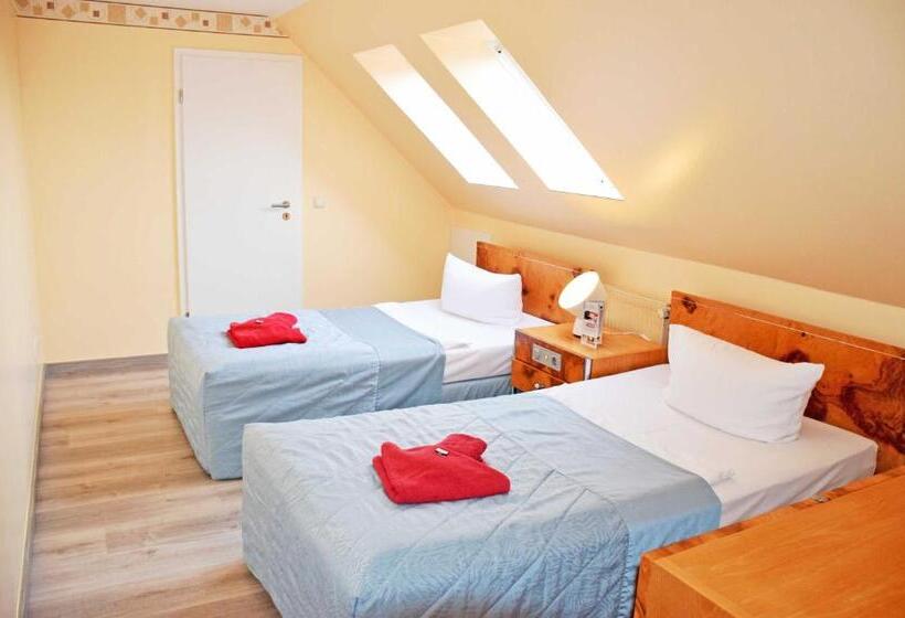 شقة غرفتين, Ferienwohnungen Moenchgut Und Ruegen