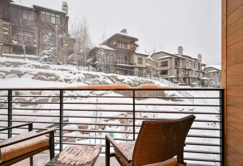 ３ベッドルームアパートメント, Lift Park City