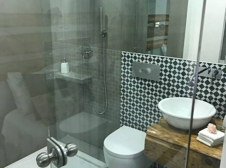 سوییت, Goodtime Marquês Suites