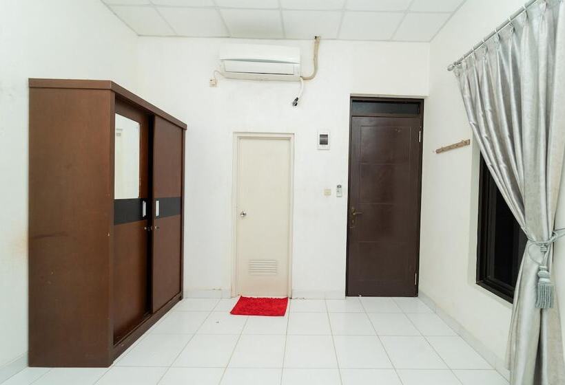 Номер Стандарт Индивидуальный, Koolkost Syariah Near Summarecon Mall Serpong