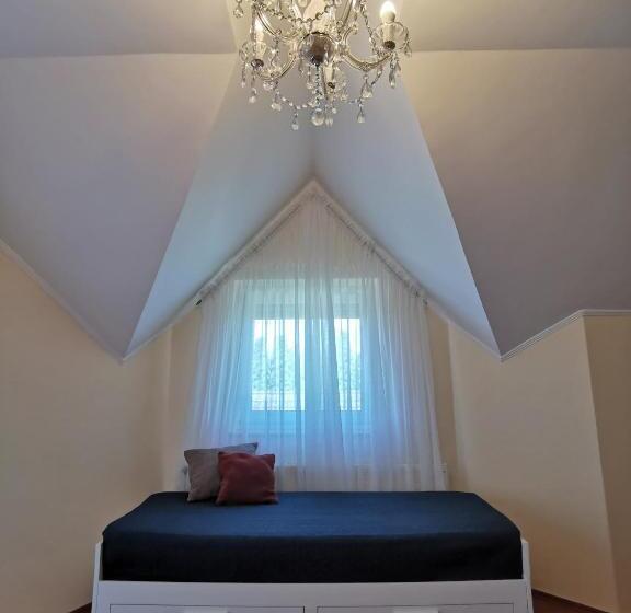 חדר סטנדרט חדר אמבטיה משותף, Magic Holiday Vendégház