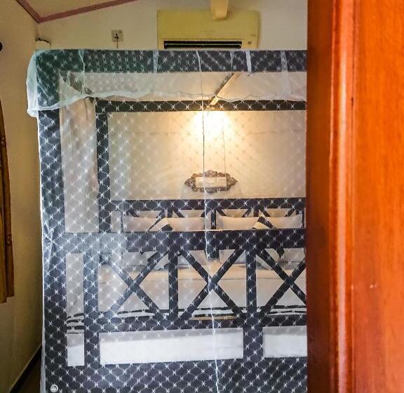 חדר דלוקס עם מרפסת, Mommy House Unawatuna Nalaka