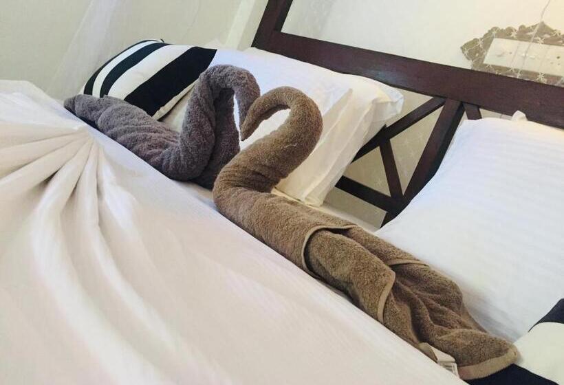 חדר דלוקס עם מרפסת, Mommy House Unawatuna Nalaka