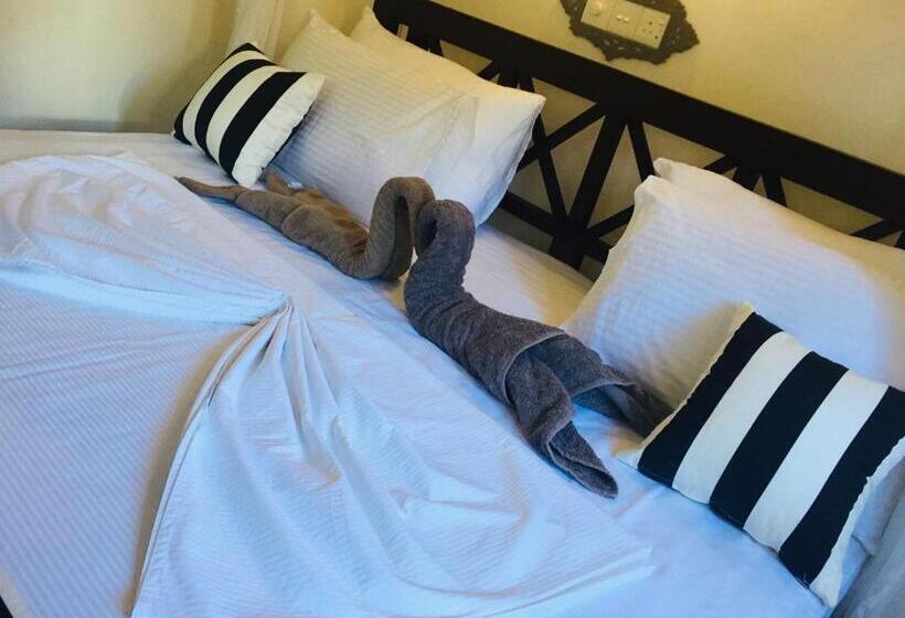 חדר דלוקס עם מרפסת, Mommy House Unawatuna Nalaka