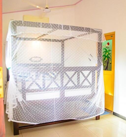 חדר דלוקס עם מרפסת, Mommy House Unawatuna Nalaka