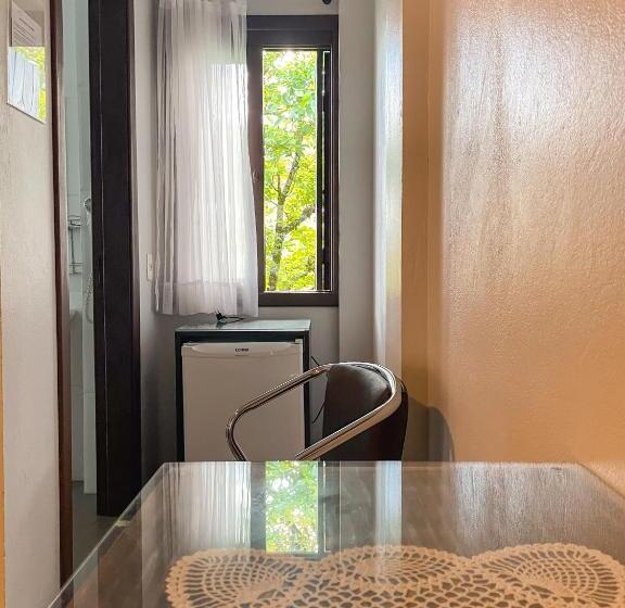 기본룸, Pousada Das Araucarias