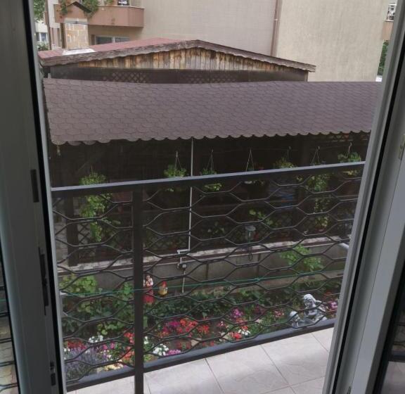 شقة 3 غرف, Vila Efor