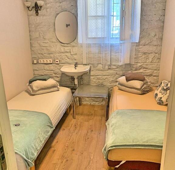 اتاق استاندارد, Süda Hostel