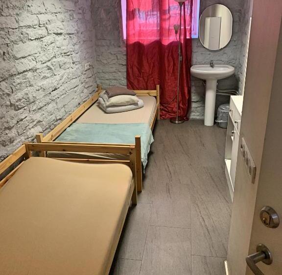 اتاق استاندارد, Süda Hostel