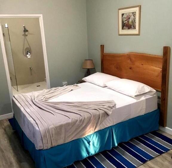 استودیوی استاندارد با چشمانداز دریا, Castara Inn