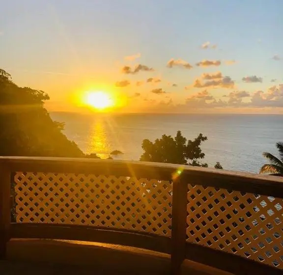 آپارتمان 1 خوابه با چشم‌انداز دریا, Castara Inn