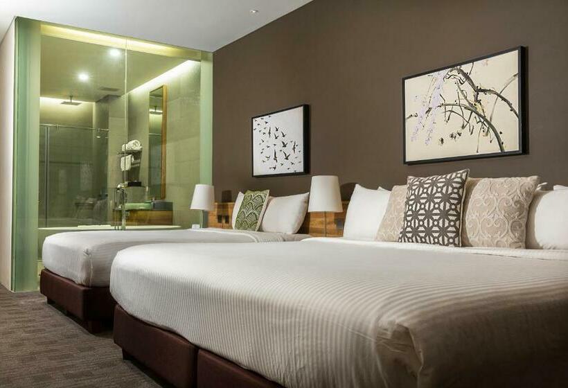 غرفة تنفيذية, Escala Tagaytay