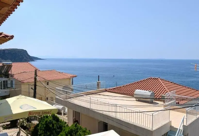 آپارتمان 1 خوابه با چشم‌انداز دریا, Fane S Apartments