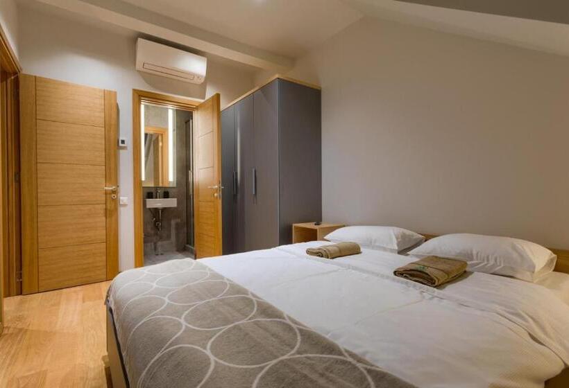 1 Bedroom Penthouse Apartment, Kalman Spa&gym