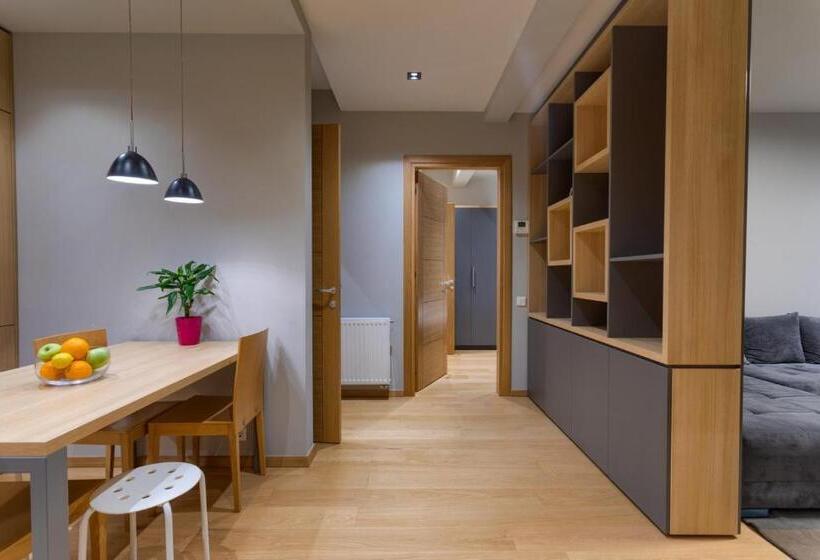 1 Bedroom Penthouse Apartment, Kalman Spa&gym