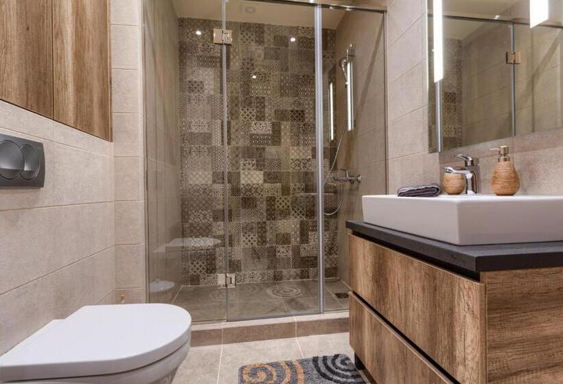 آپارتمان 1 خوابه, Kalman Spa&gym