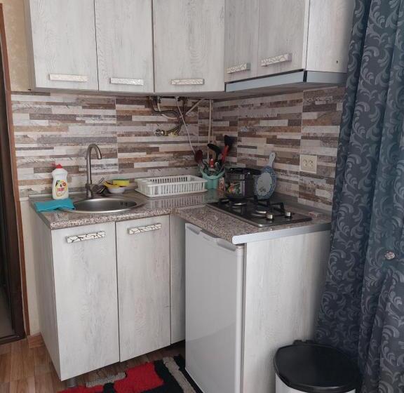 اتاق استاندارد سه نفره, Guesthouse Saba