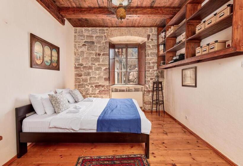 آپارتمان 3 خوابه, Kotor Nest