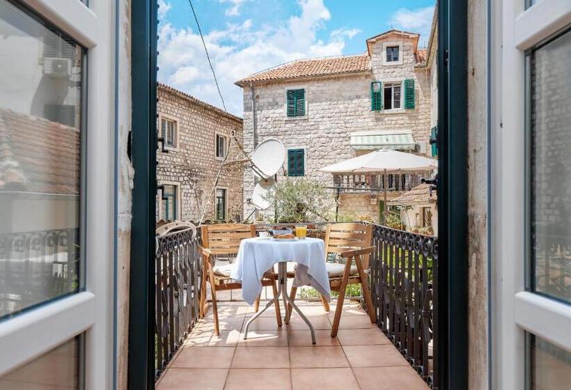 اتاق استاندارد با تراس, Kotor Nest