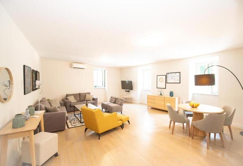 آپارتمان سوپریور 1 خوابه, Kotor Nest