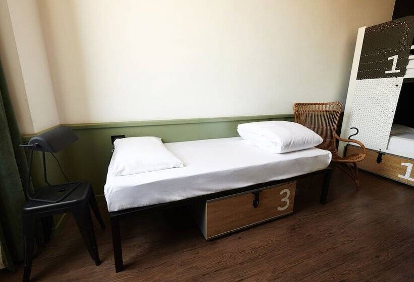 اتاق استاندارد, Generator Rome