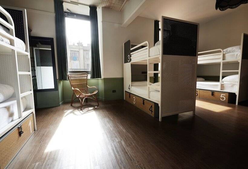 اتاق استاندارد, Generator Rome