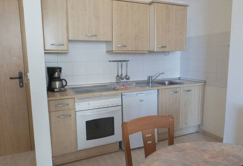 דירת חדר, Apartamentos Alta